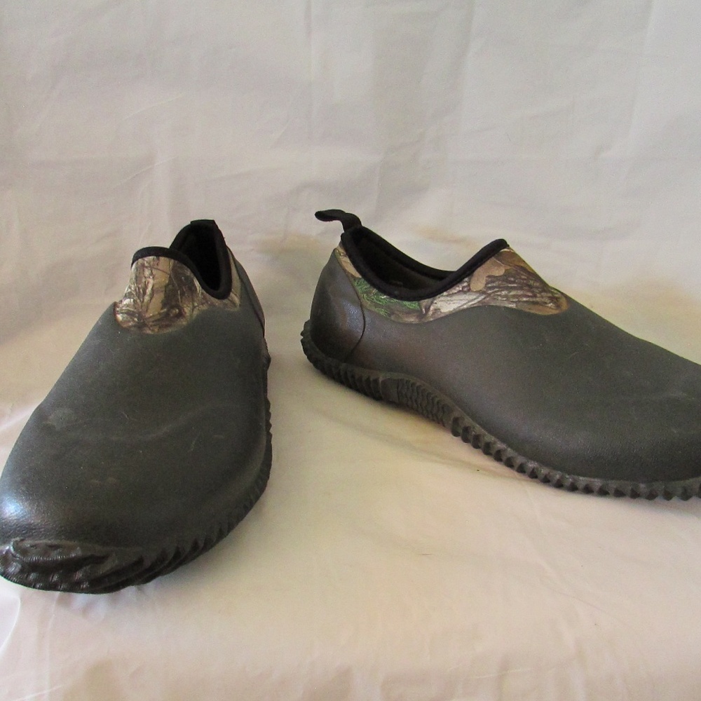 Men's Gray Slip-On Loafers - Picture 3 of 6